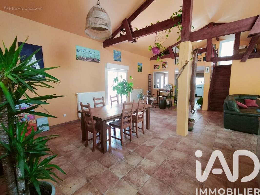 Maison 143 m² à Sengouagnet  - photo 9