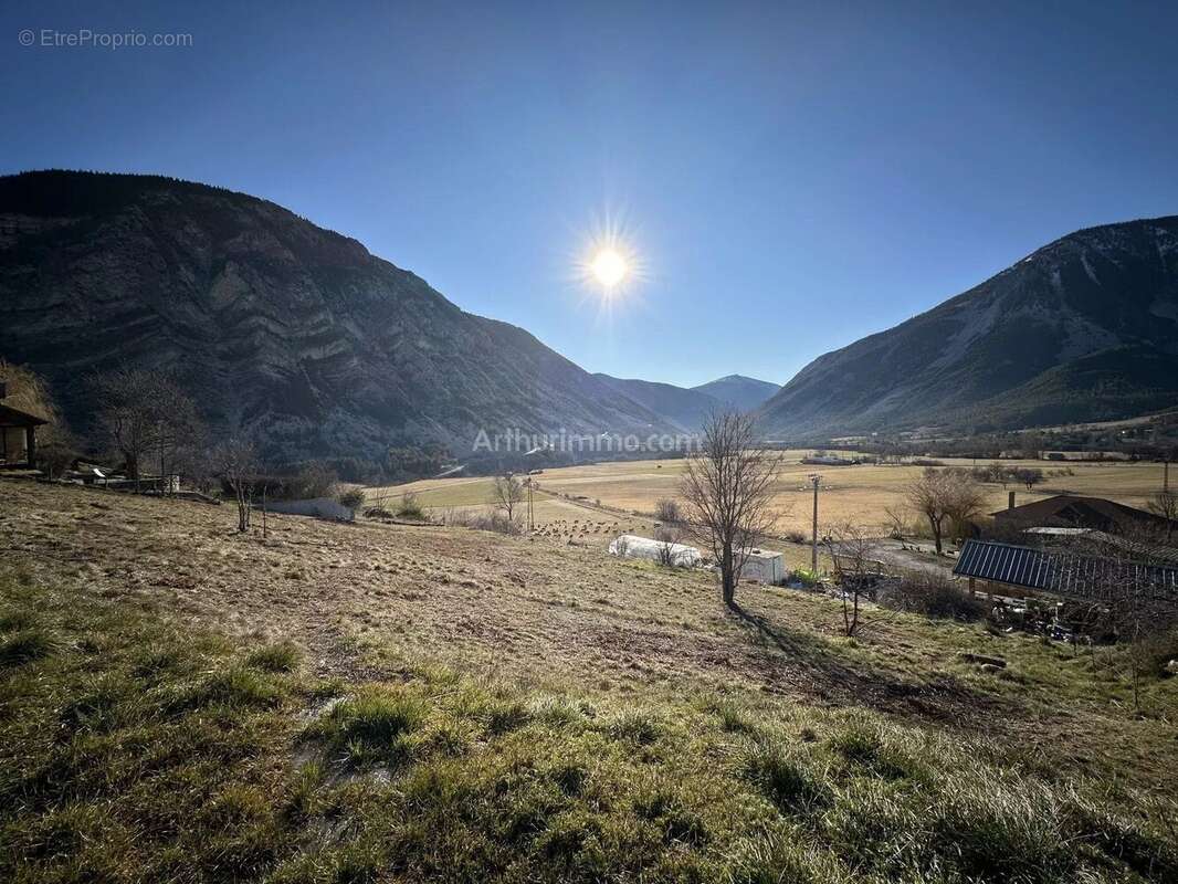 Terrain à THORAME-HAUTE