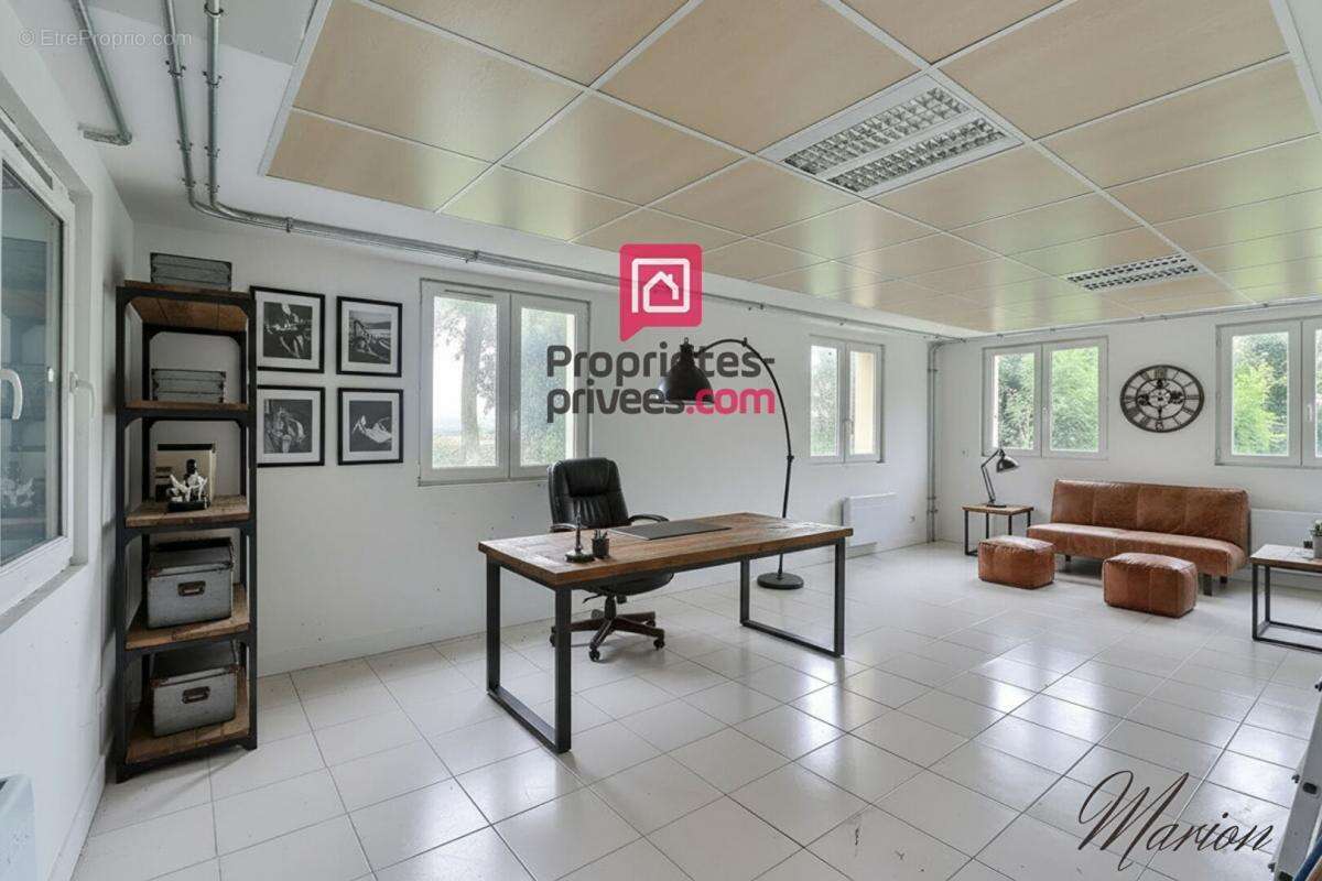 Maison à LE MESNIL-SUR-BULLES