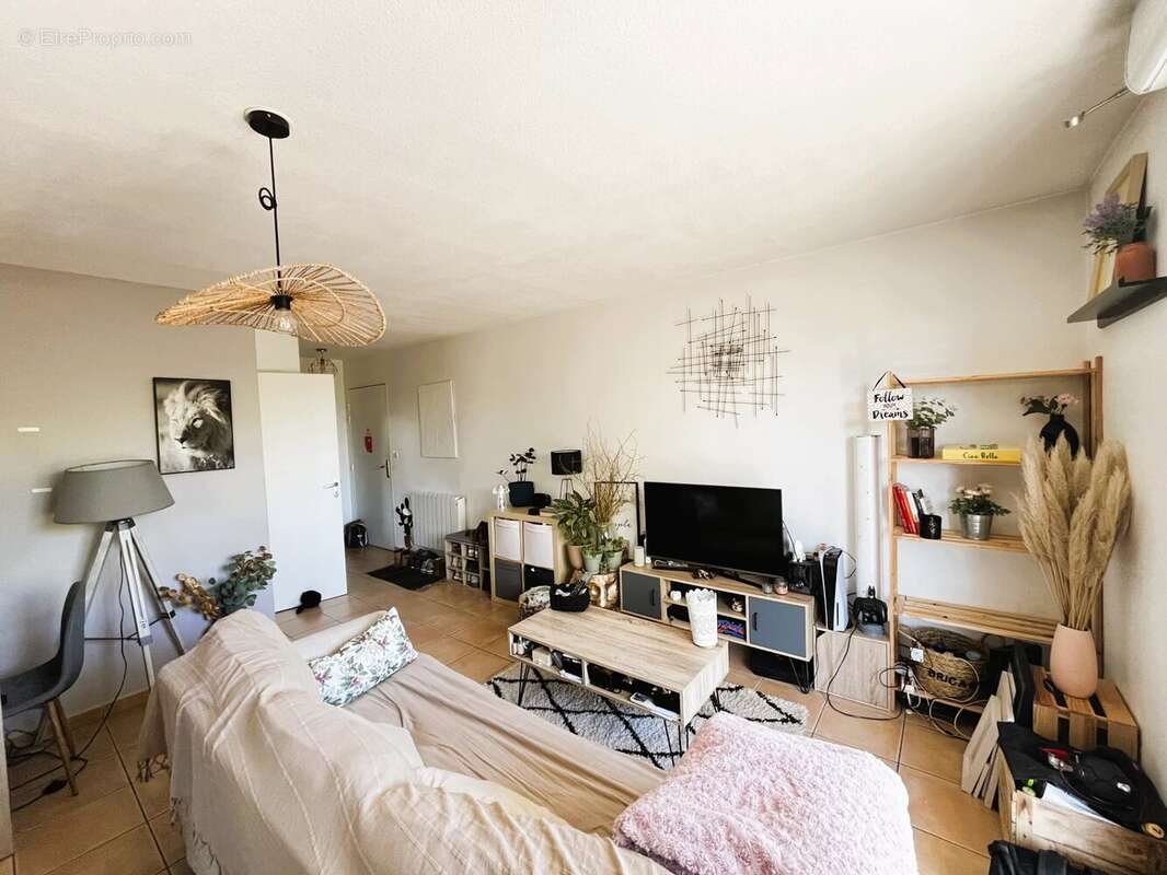 Appartement à PONT-DE-CHERUY