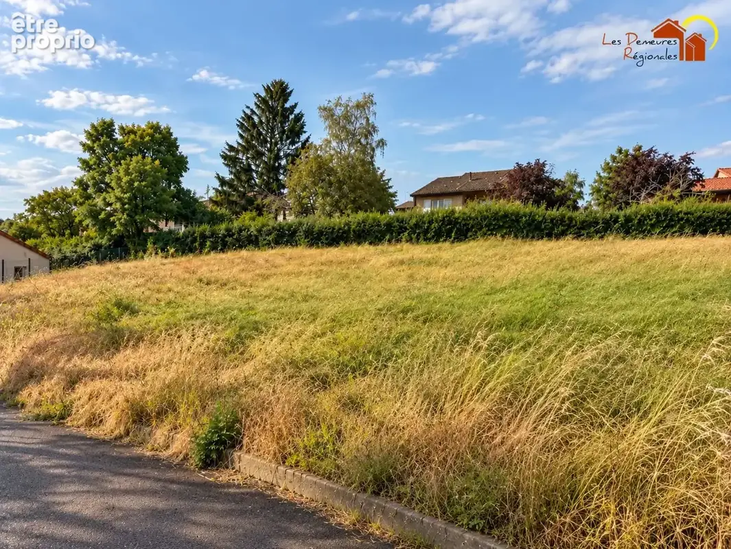 Terrain à bâtir de 1033 m² à DOMPIERRE-LES-ORMES (71) - photo 4