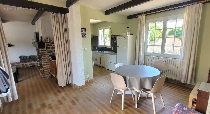 Maison à NEVIAN