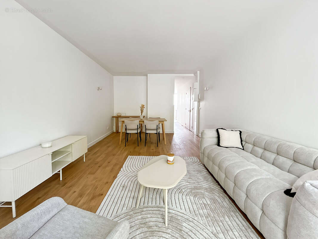 Appartement Paris 4 pièce(s) 68.17 m2 - photo 5