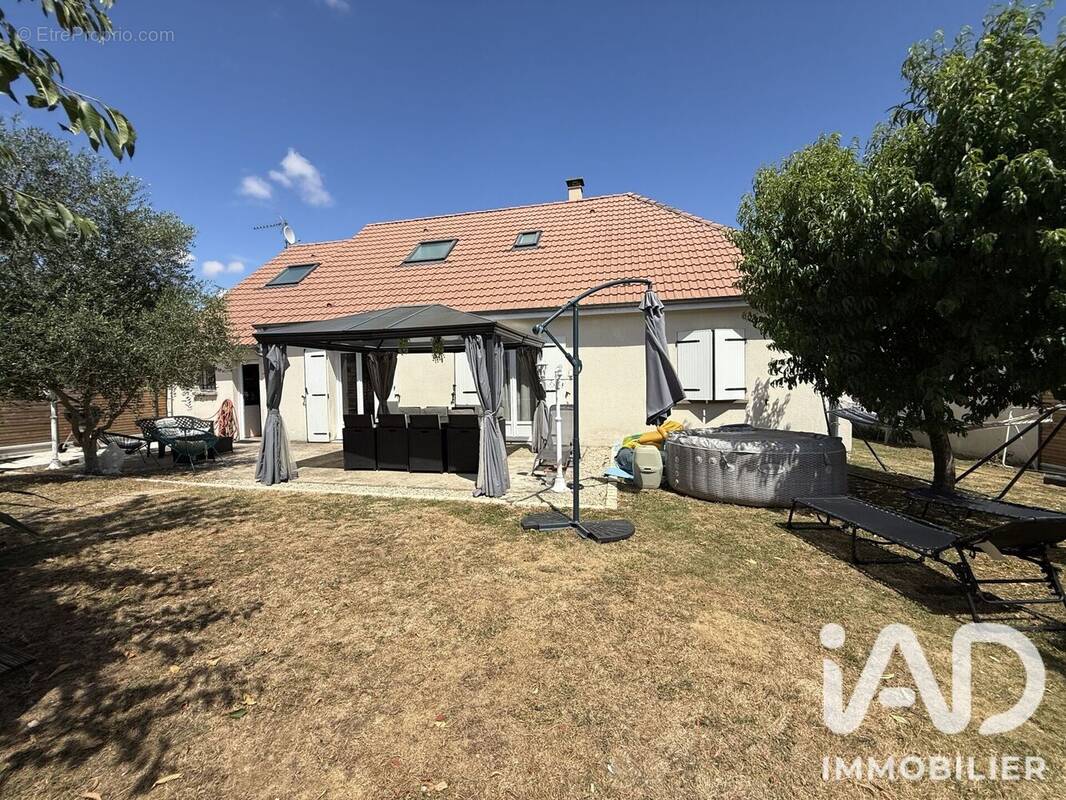 Photo 1 - Maison à SAINT-DENIS-LES-PONTS