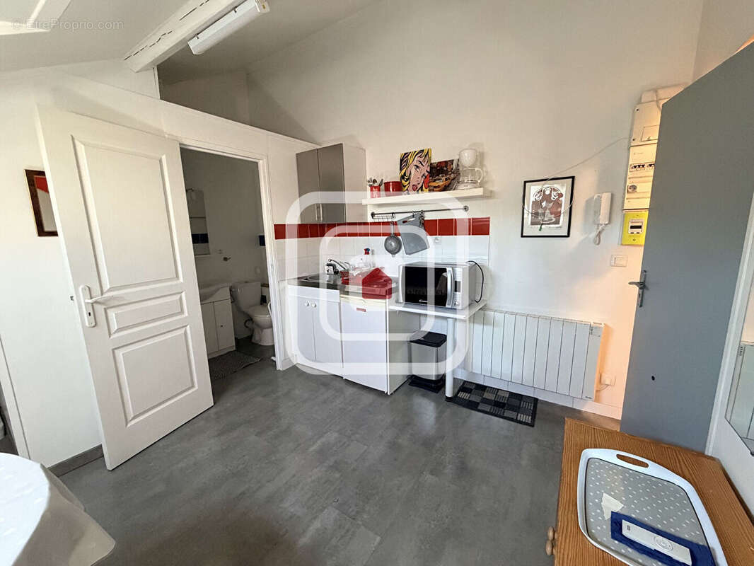 Exclusivite studio au 1er etage secteur gobelins - photo 3