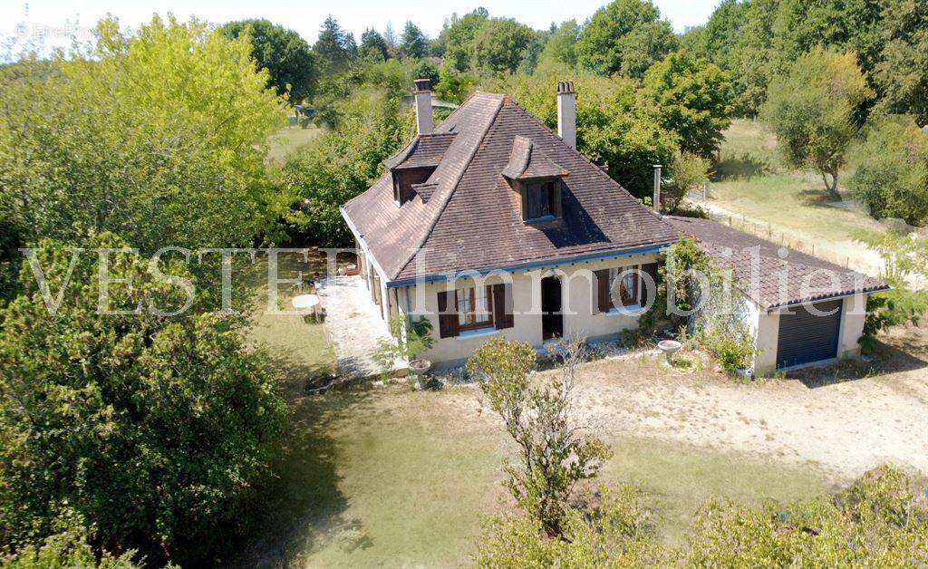 Maison à MONTPON-MENESTEROL
