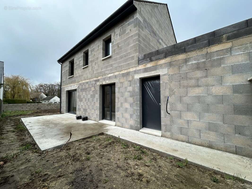 Maison à CHOISY-AU-BAC