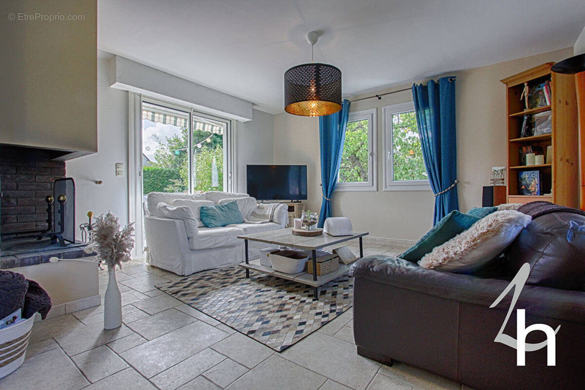 Maison à BRETTEVILLE-SUR-ODON