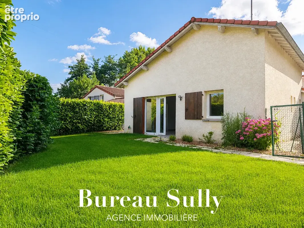 Limite GENAY sur MASSIEUX / Maison T4 (90m2 hab) sur 329m2 de terrain clos arboré parking. TB état - photo 2