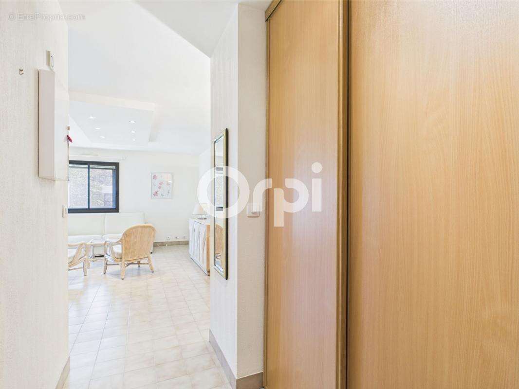 Appartement à MANDELIEU-LA-NAPOULE