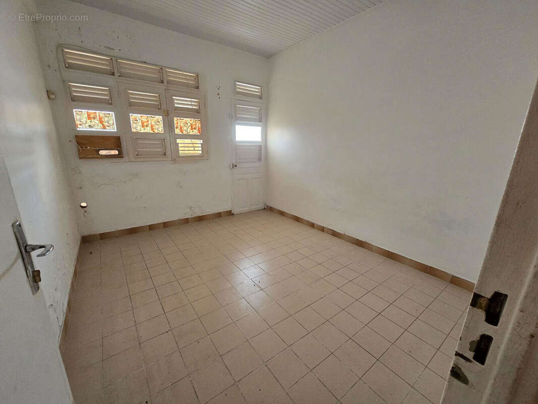 Maison à FORT-DE-FRANCE