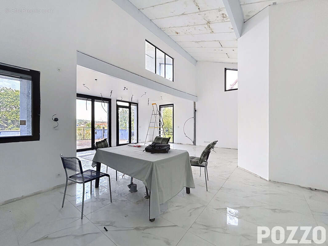 Maison contemporaine dans un écrin de verdure - photo 5
