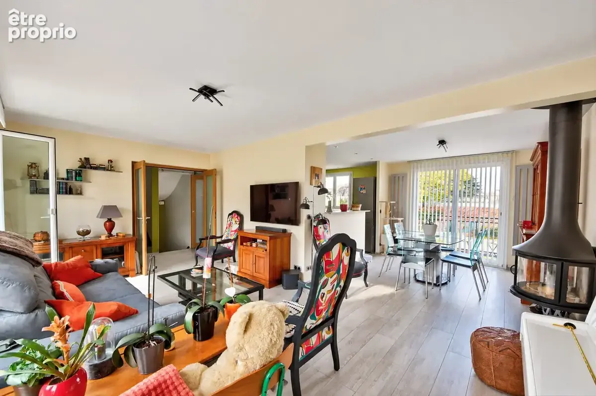 Maison 7 pièces 140 m² à vendre à Velizy-Villacoublay (78140) - photo 9