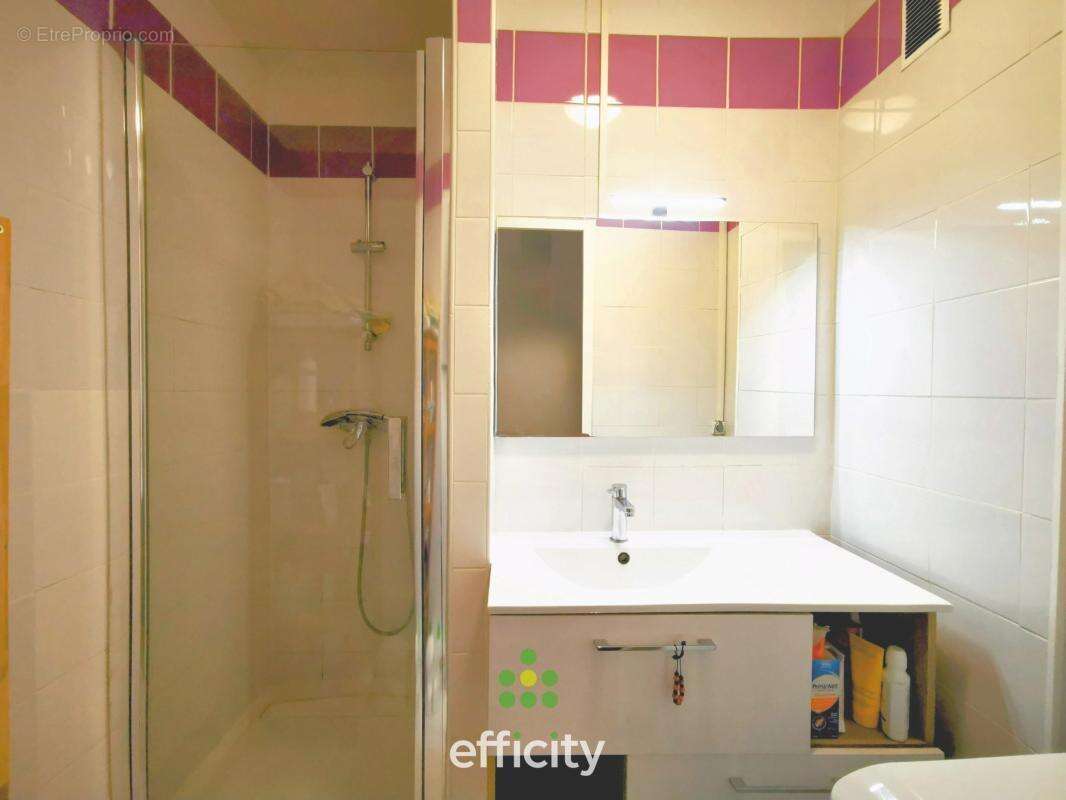 Appartement à SAINT-MAUR-DES-FOSSES