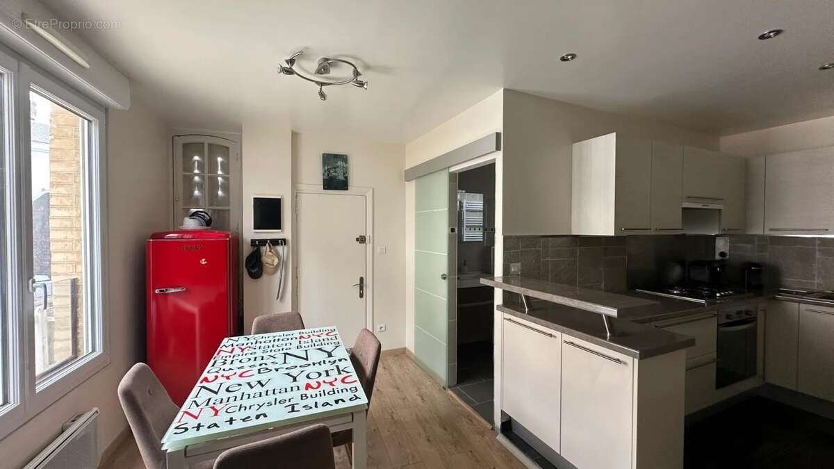 Appartement à TROUVILLE-SUR-MER