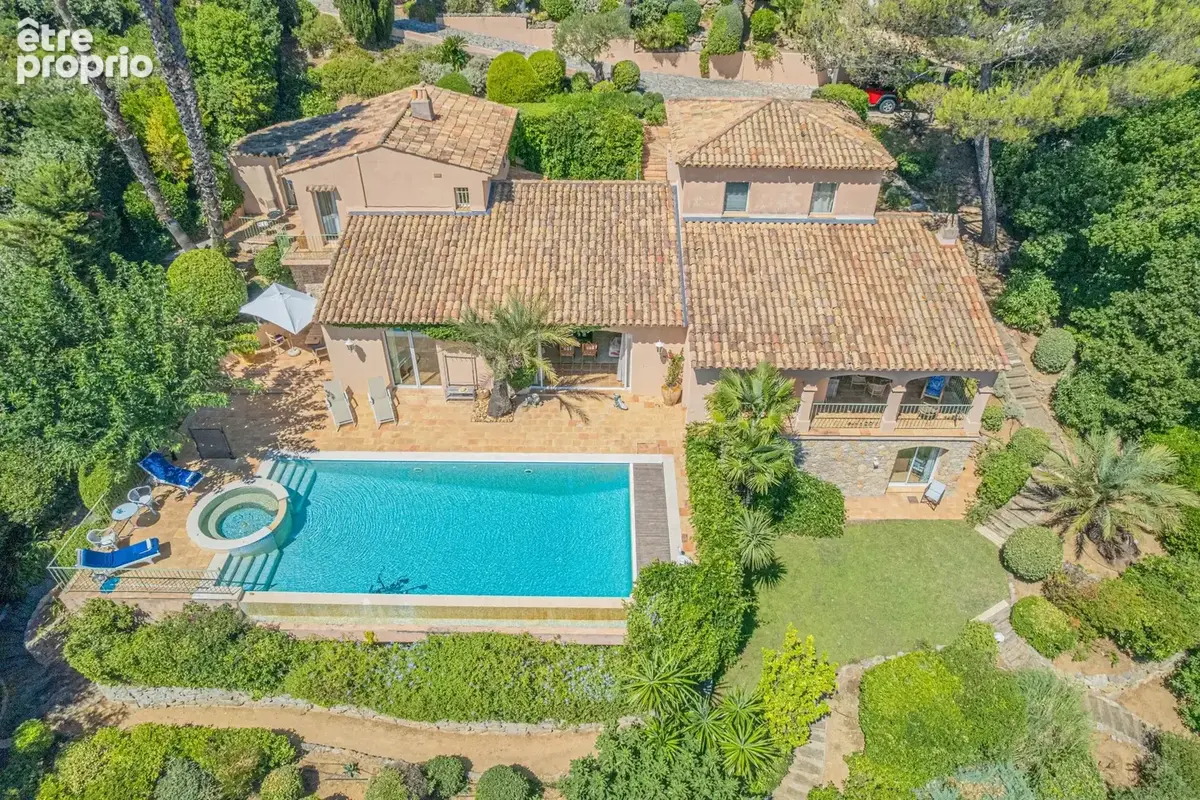 Grimaud – Villa coup de cœur entre terre et mer - photo 15