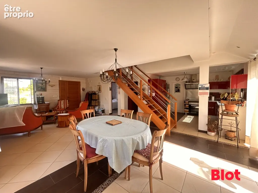 Maison 6 pièces 133 m² à vendre à Cancale (35260) - photo 2