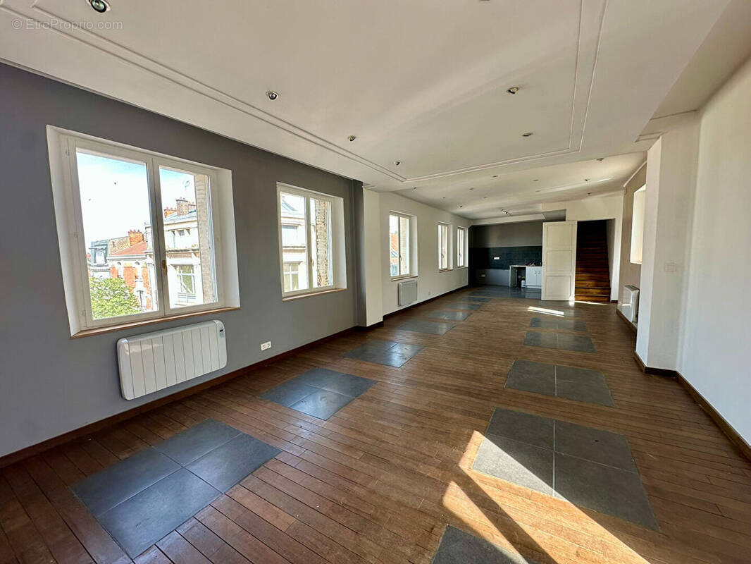 Appartement à CHAUNY