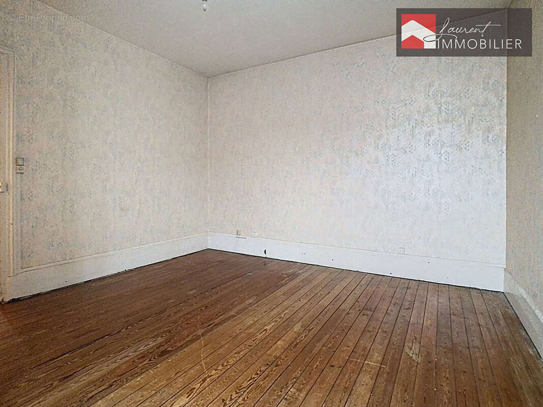 Maison à PONT-DE-VAUX