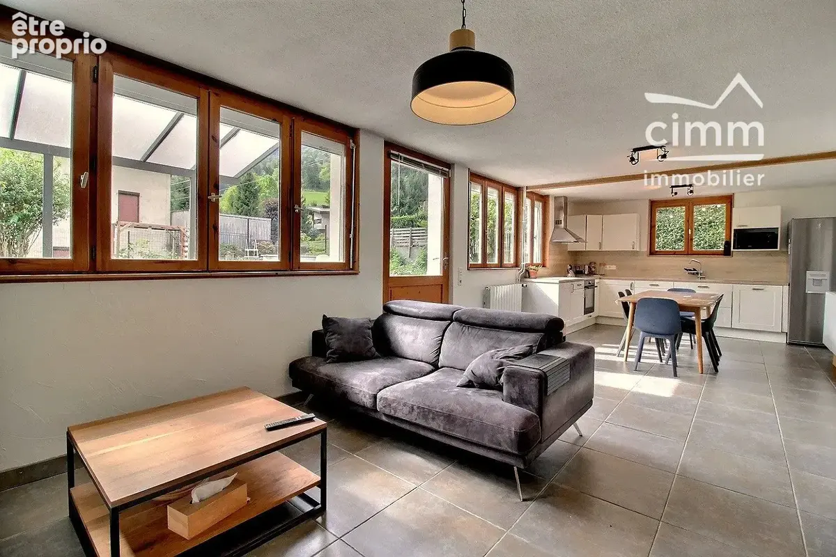 Maison 9 pièces 206 m² à vendre à Magland (74300) - photo 2