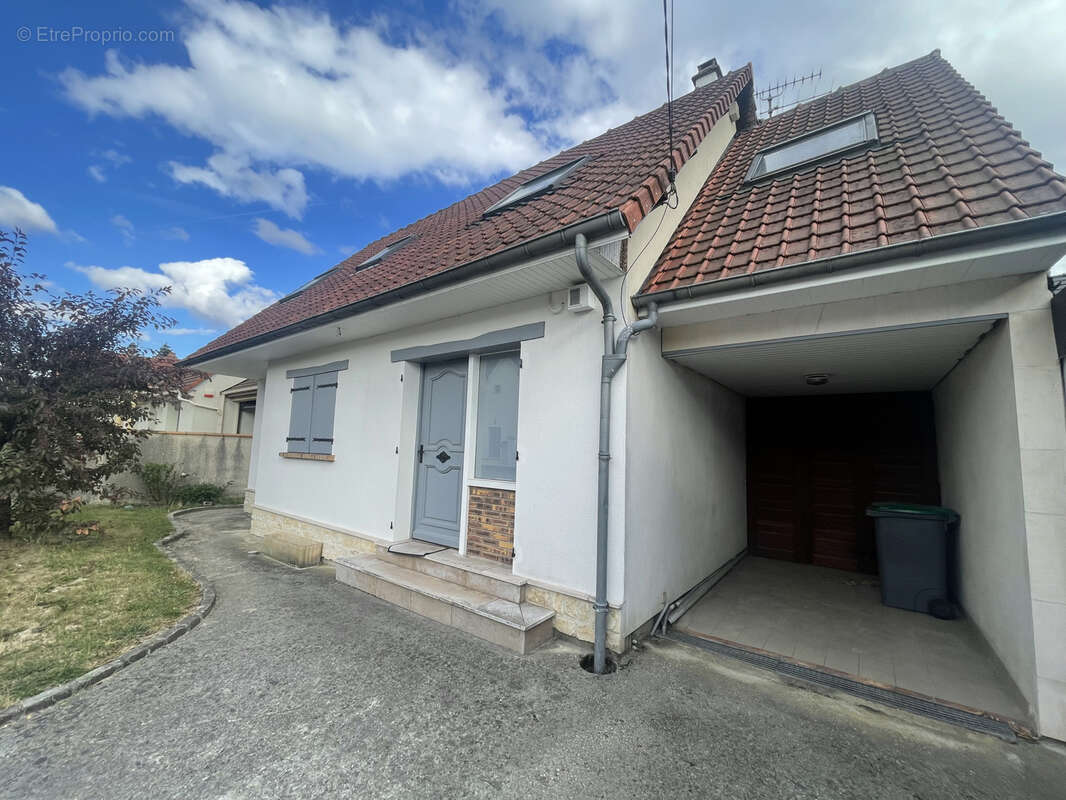 Maison à TREMBLAY-EN-FRANCE