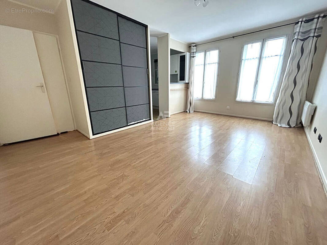 Appartement à CARRIERES-SOUS-POISSY