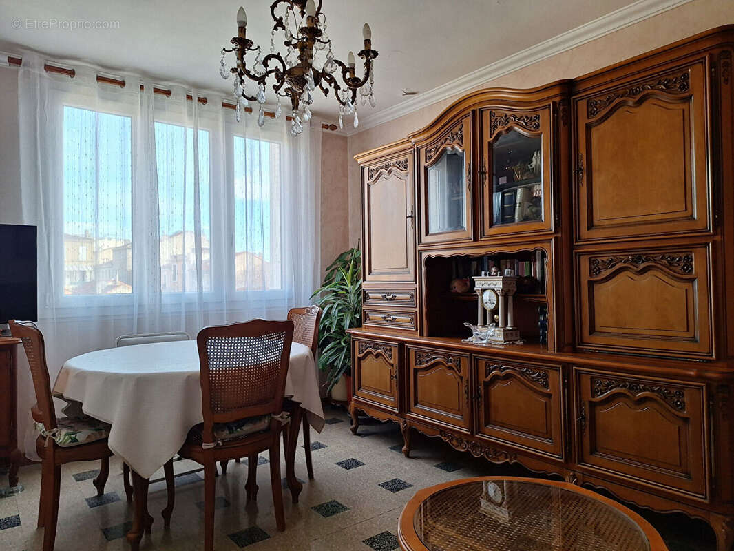 Appartement à MARSEILLE-14E