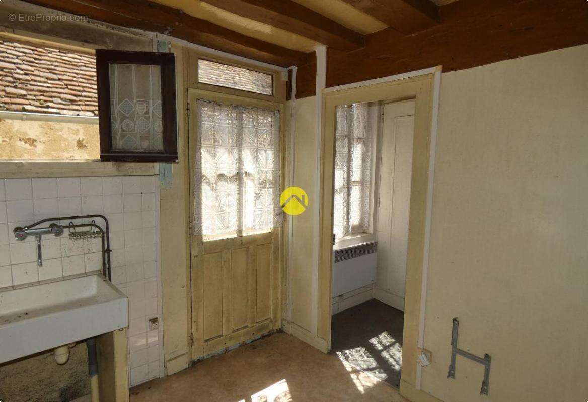 Maison à AUTRY-LE-CHATEL