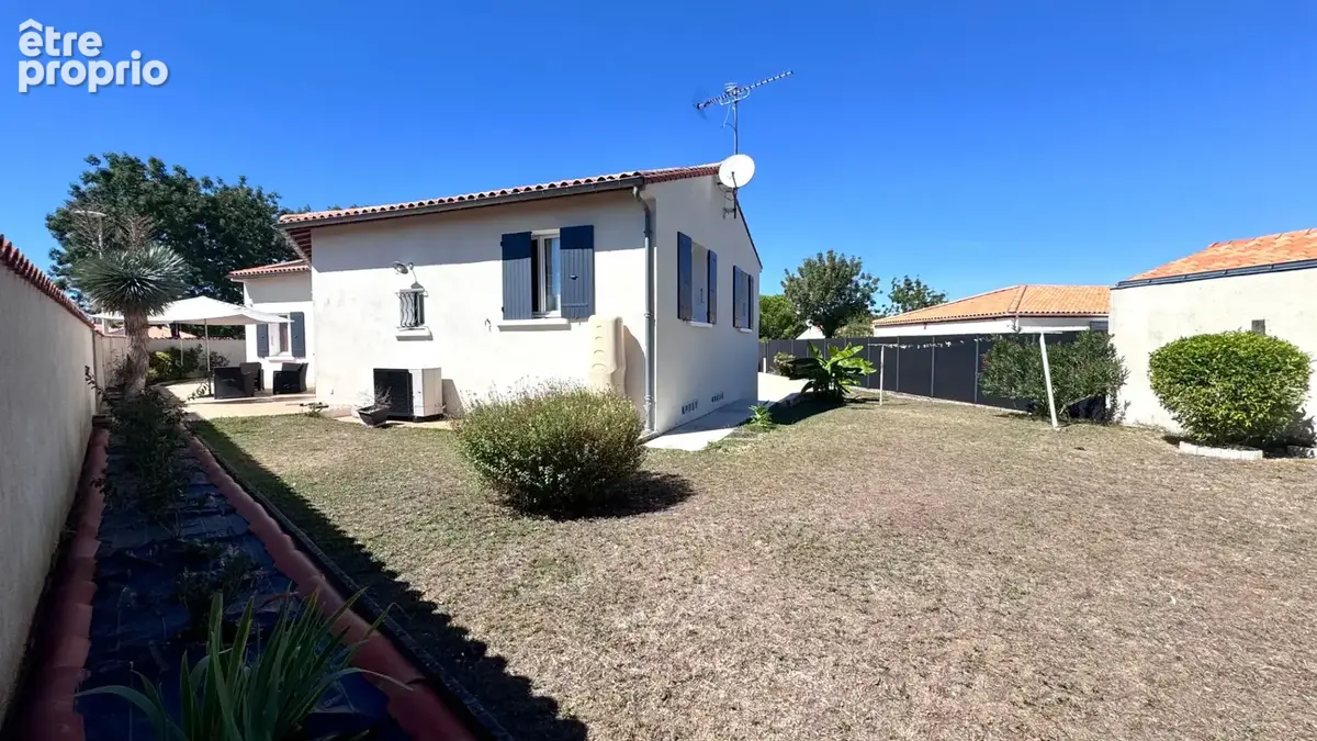 Maison type 4/5 Campagne Rochelaise 131 m2 hab + Grand garage - photo 3