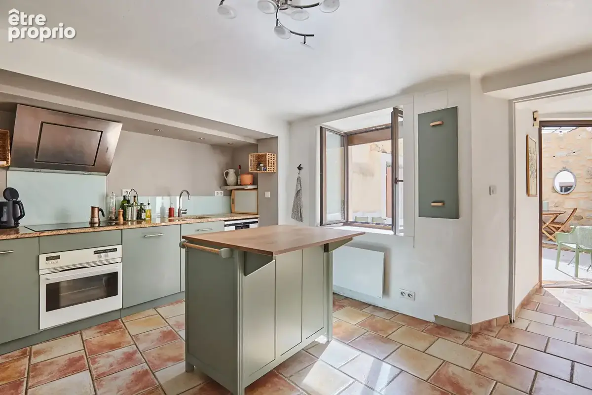 Mallemort - Maison de village 5 pièces avec extérieur - atelier - photo 6