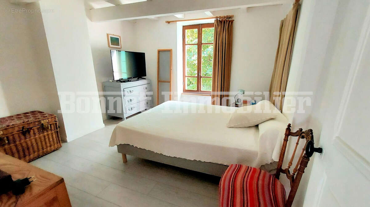 Maison à CHATEAUNEUF-DE-BORDETTE