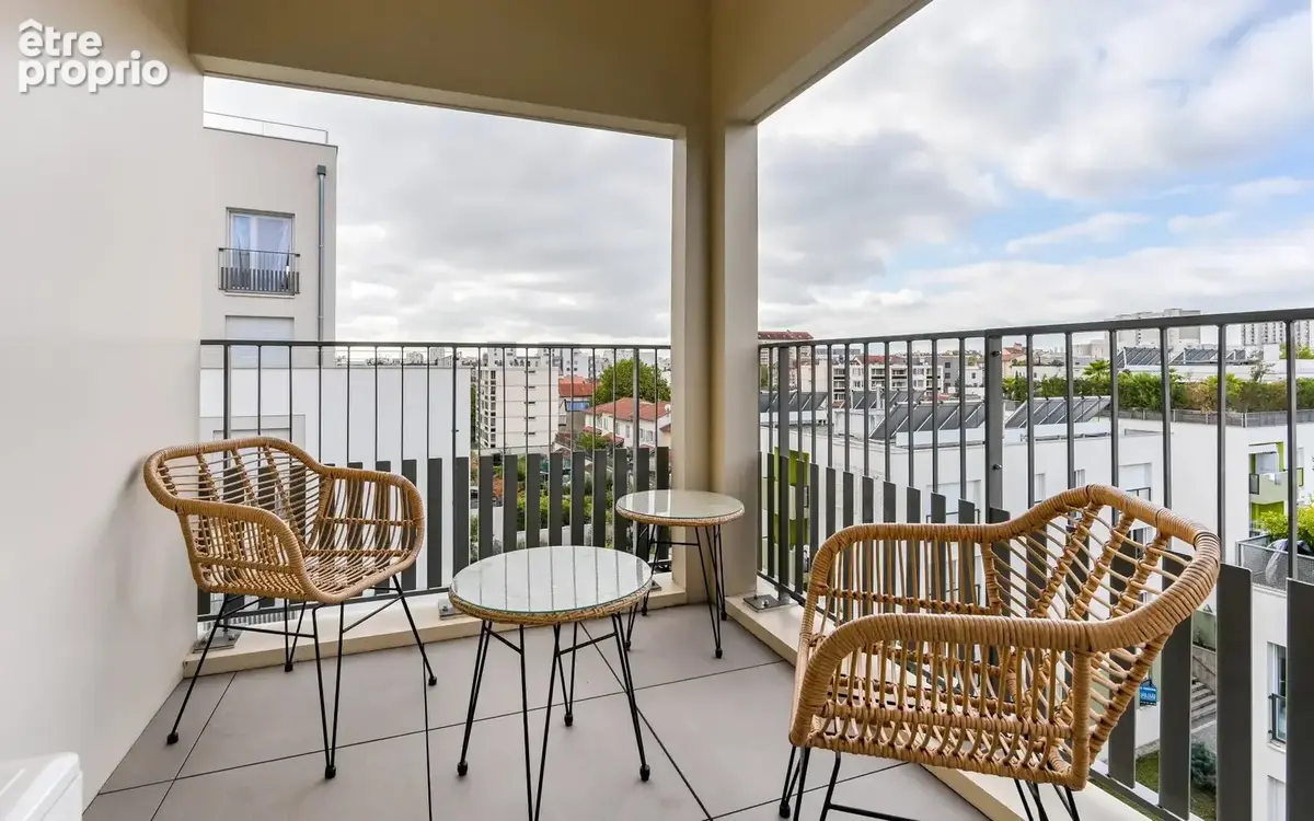 Lyon 8 - 74m² - 1 chambre – Terrasse – Vue Panoramique – Garage inclus - photo 4