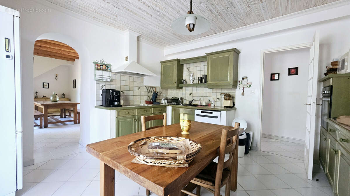 Maison à LA CADIERE-D'AZUR