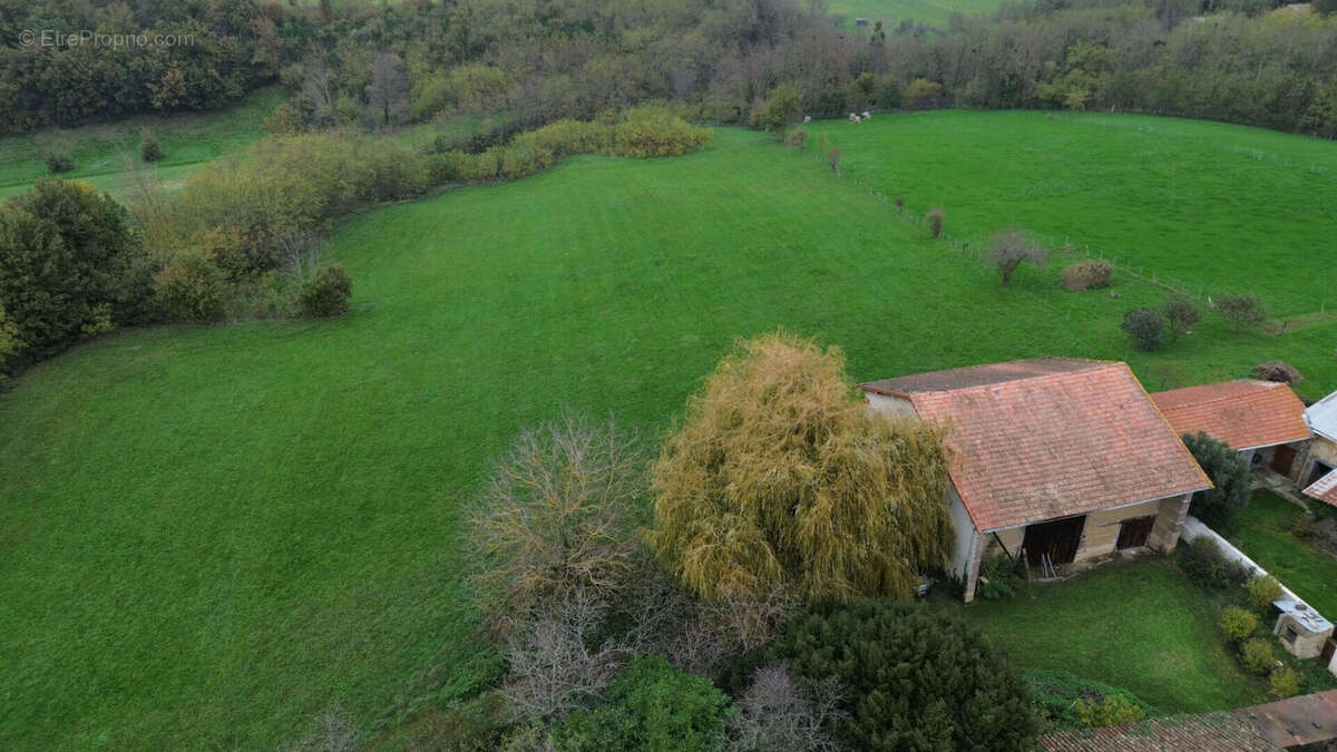 Autre à EYZIN-PINET