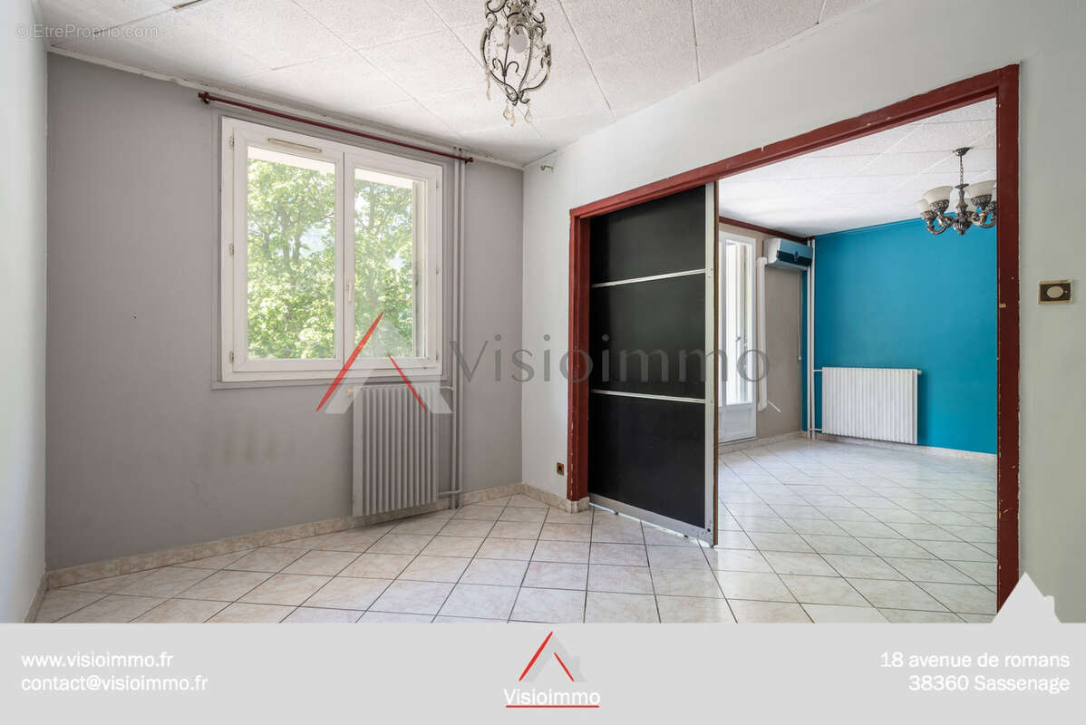 Appartement à LE PONT-DE-CLAIX