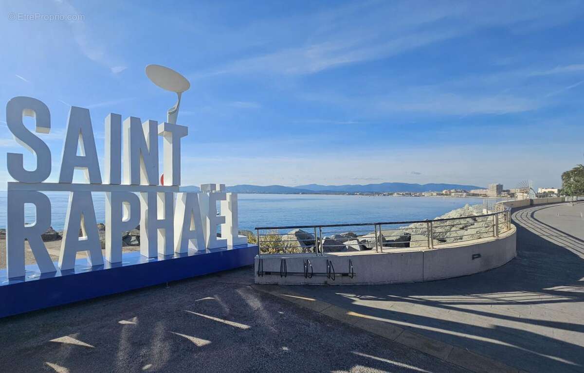 Appartement à SAINT-RAPHAEL