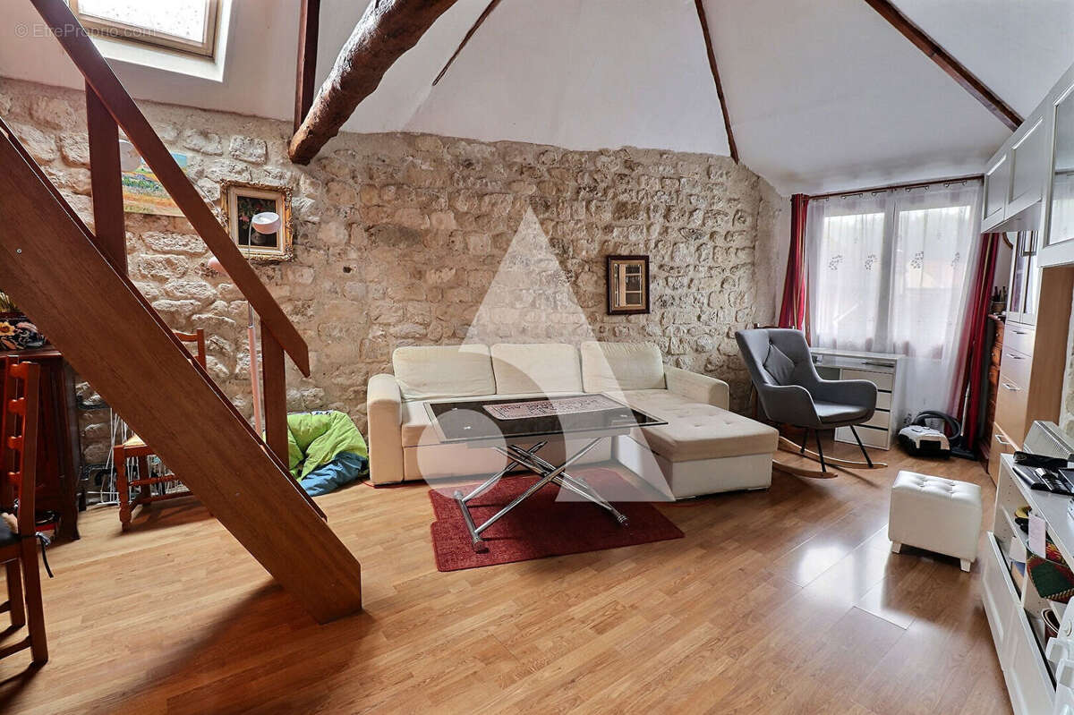 Maison à AUVERS-SUR-OISE