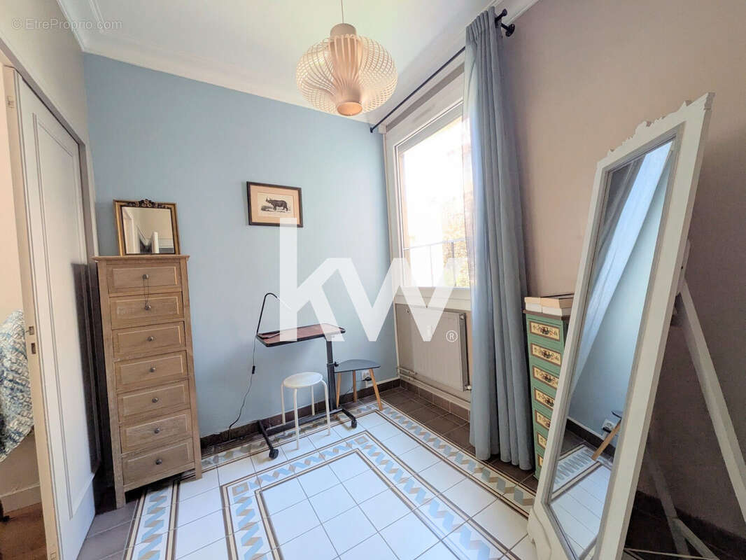 Appartement 186 m² à Saint-Etienne  - photo 8