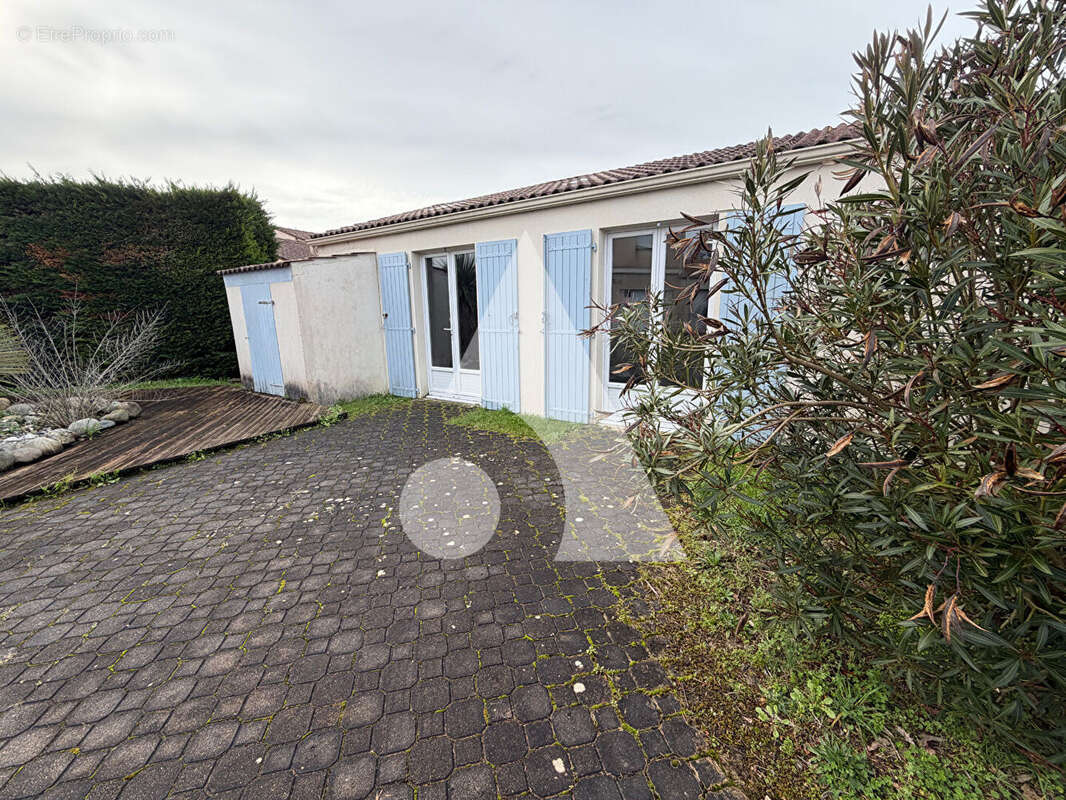 Maison à LA TREMBLADE