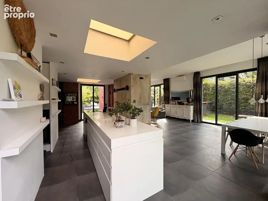 Maison contemporaine de plain-pied ? 195 m² ? sur plus de 2 300 m² de terrain ? Piscine - photo 6