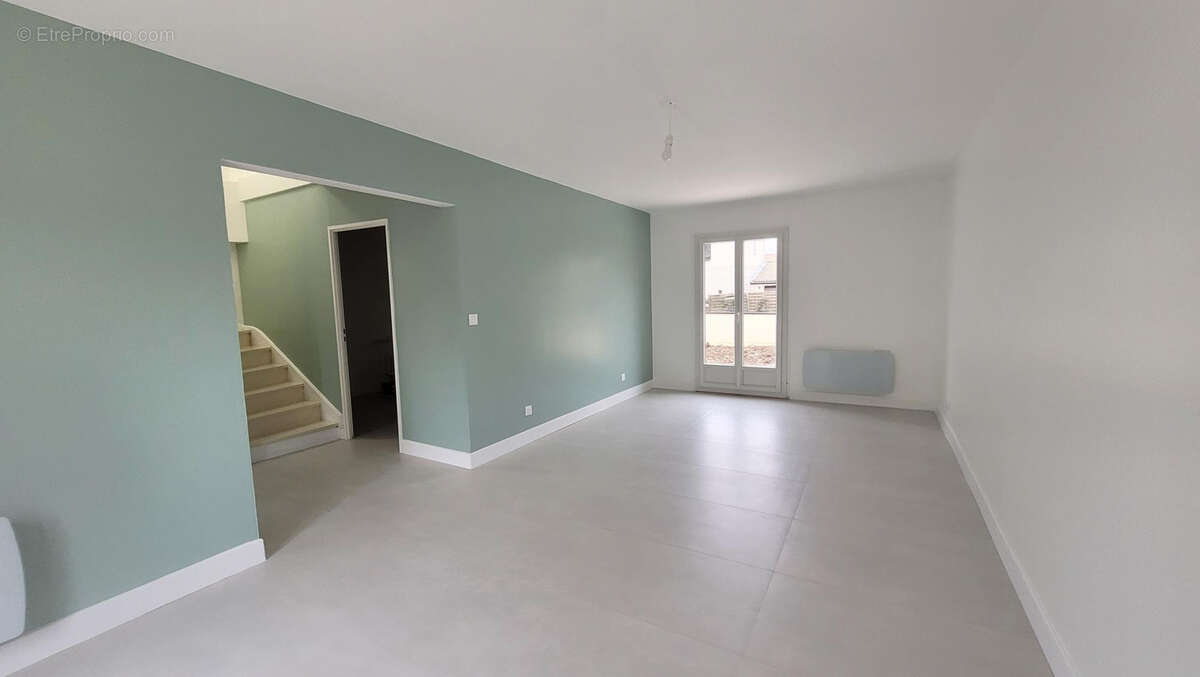 Maison à MONTALIEU-VERCIEU