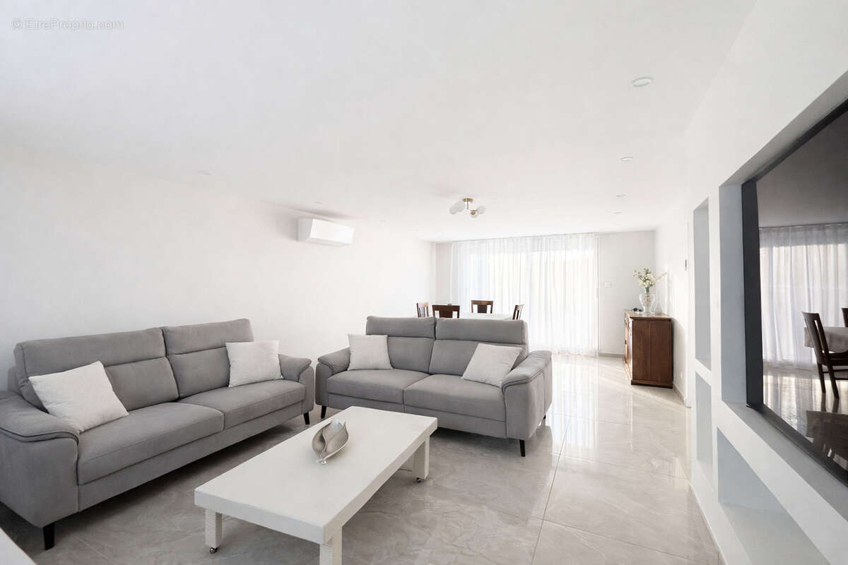 Maison à PORTES-LES-VALENCE