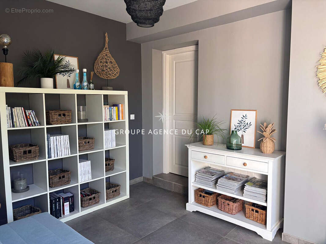 Maison à LES ISSAMBRES