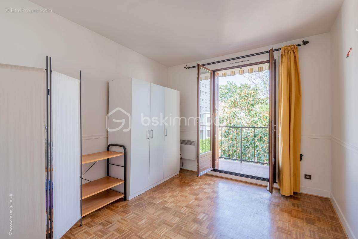 Appartement à AUBERVILLIERS