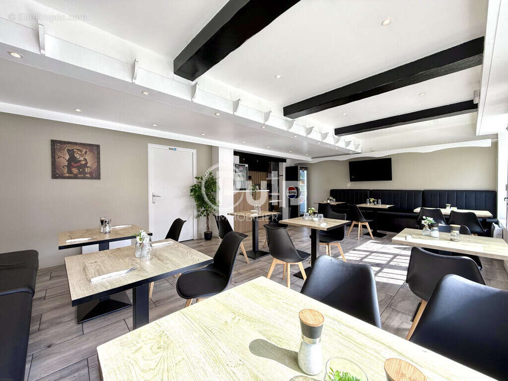 Opportunité Investisseur - Local commercial loué avec forte rentabilité à Seclin - photo 4