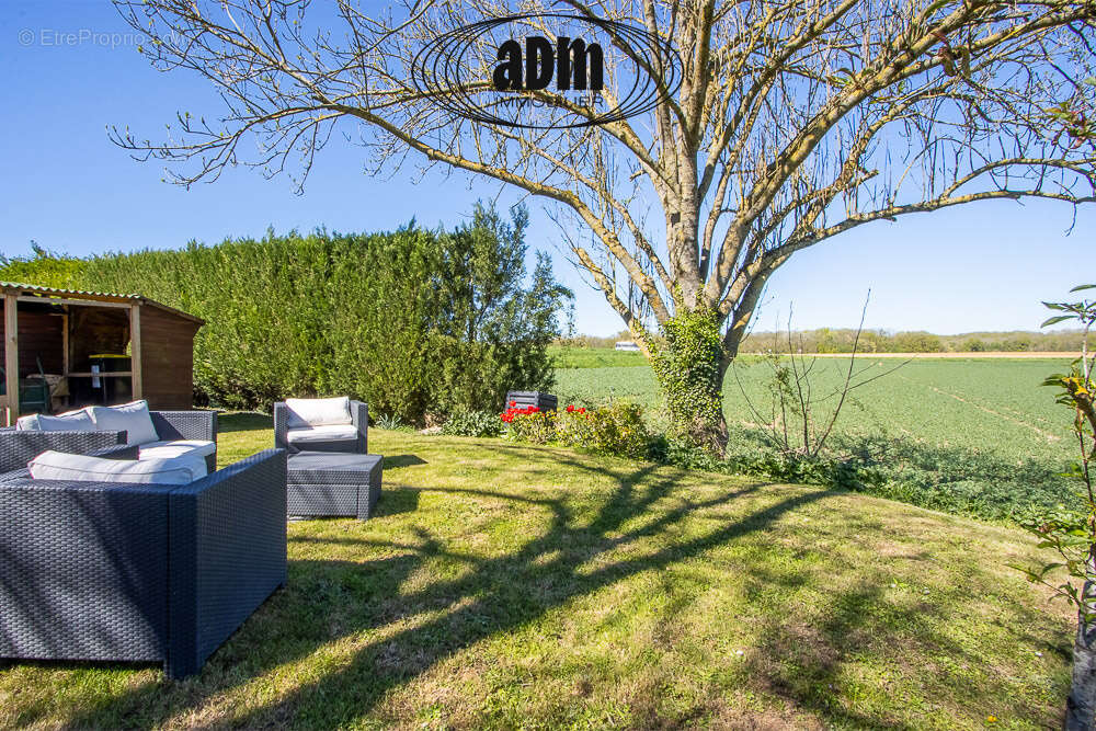 Maison à QUINCY-VOISINS