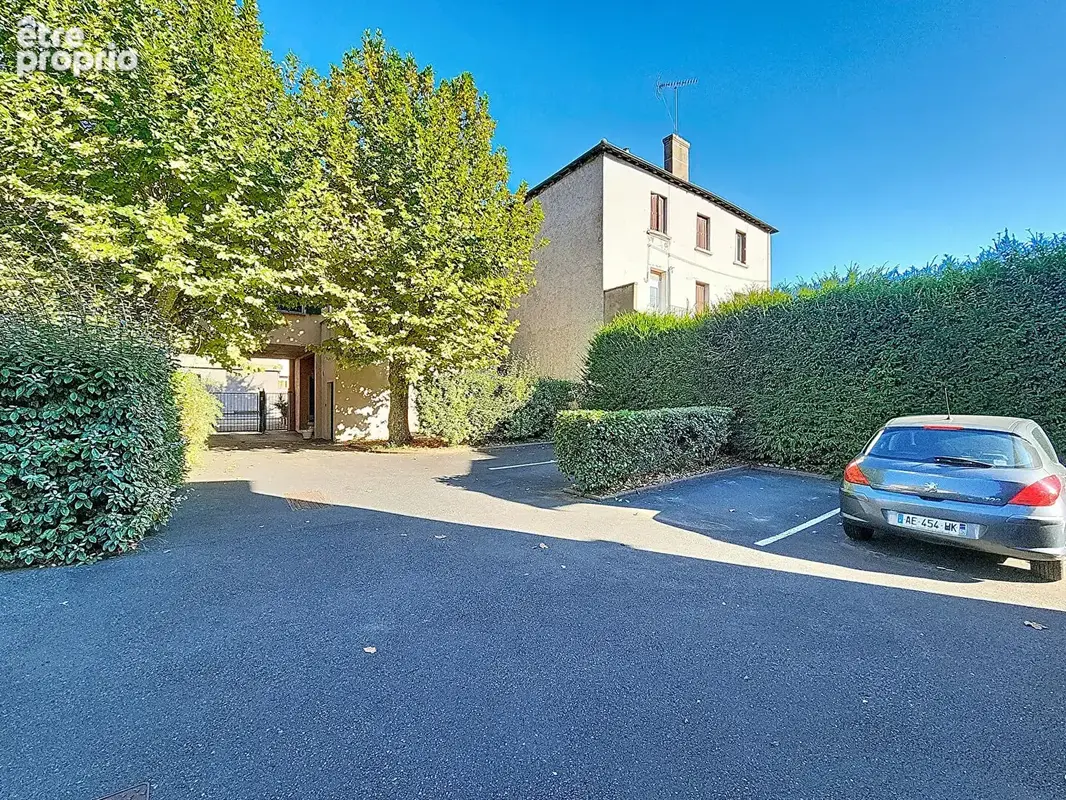 Neuville-sur-Saône - T3 de 58,44m² avec parking et faibles charges - photo 8