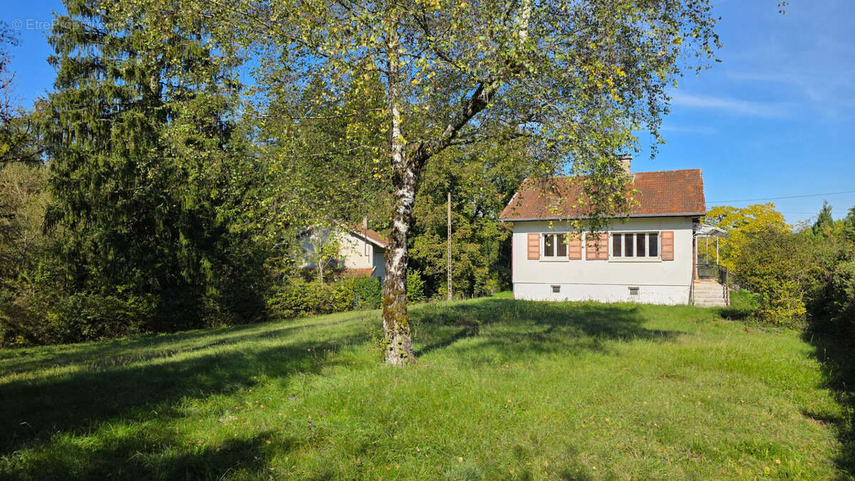 Maison à CONDAMINE
