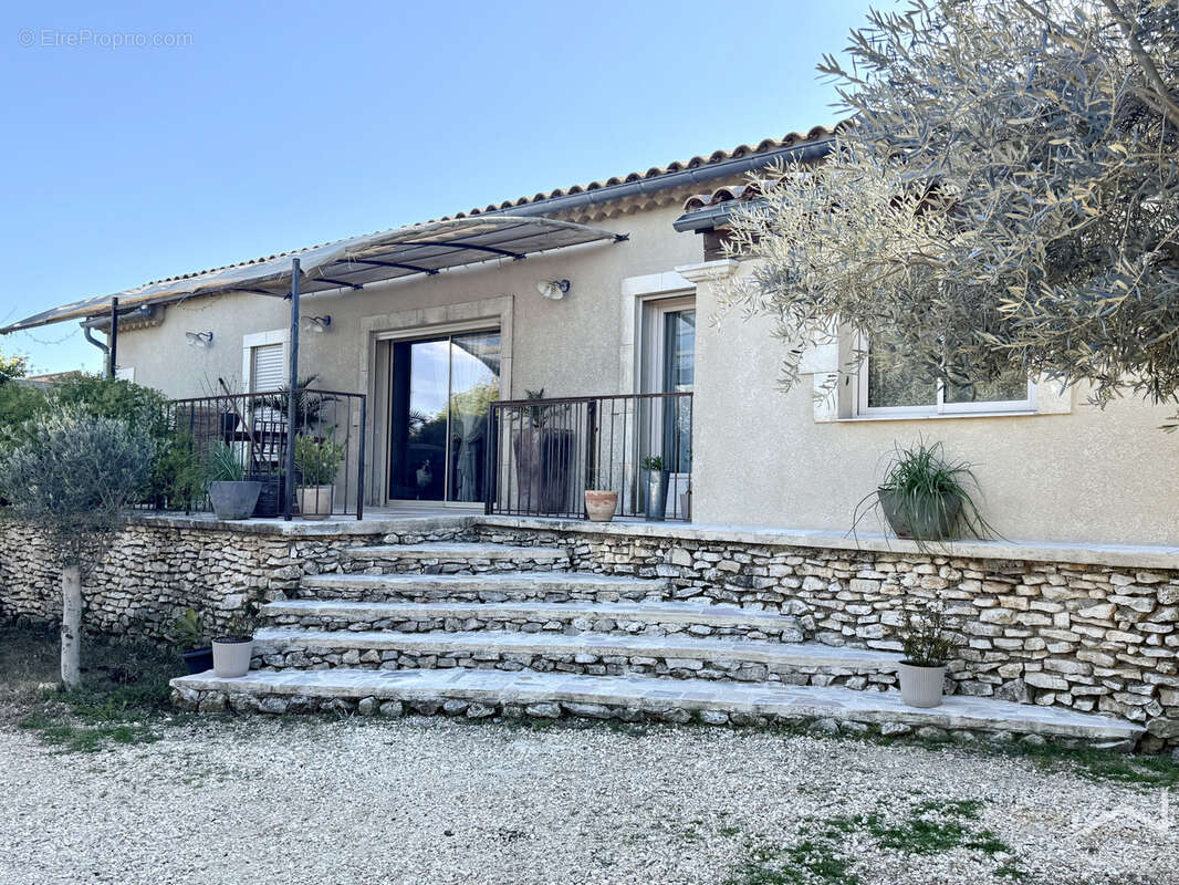 Maison à BIDON