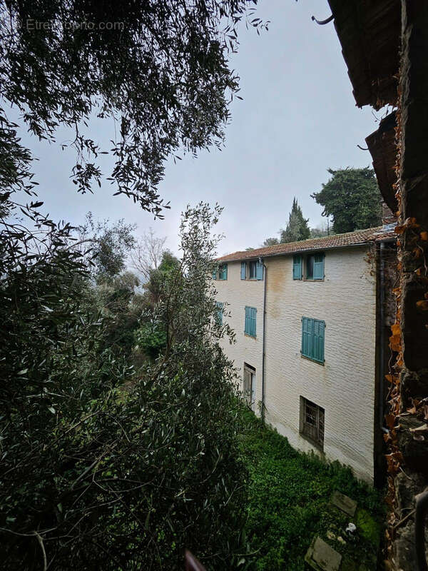 Maison à BERRE-LES-ALPES